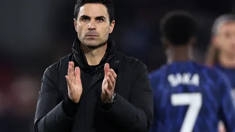 塞门左路强强联手，曼联引援瞄准新速度技巧双星